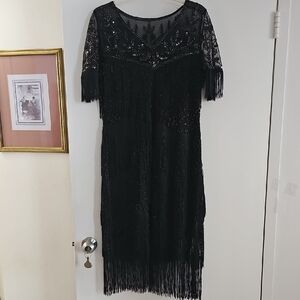 Chic Black Lace Fringe Midi Dress